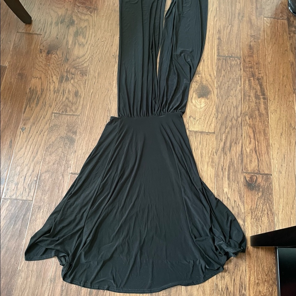 Boohoo black midi infinity dress